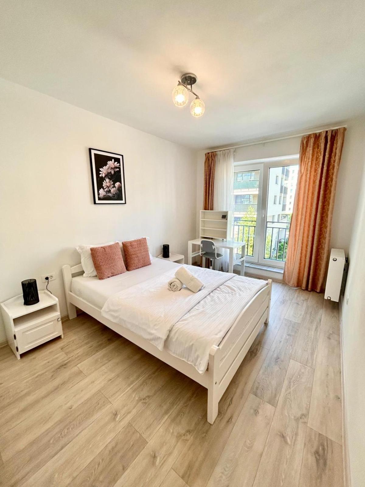 Jad - Luxury 3 Rooms & 2 Rooms Apartments In Kasper, Near Coresi Mall Μπρασόβ Εξωτερικό φωτογραφία