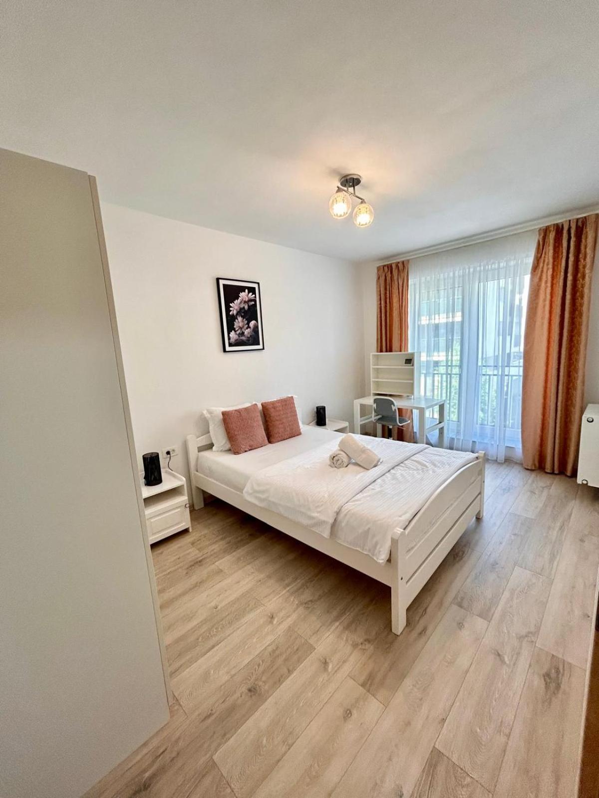 Jad - Luxury 3 Rooms & 2 Rooms Apartments In Kasper, Near Coresi Mall Μπρασόβ Εξωτερικό φωτογραφία