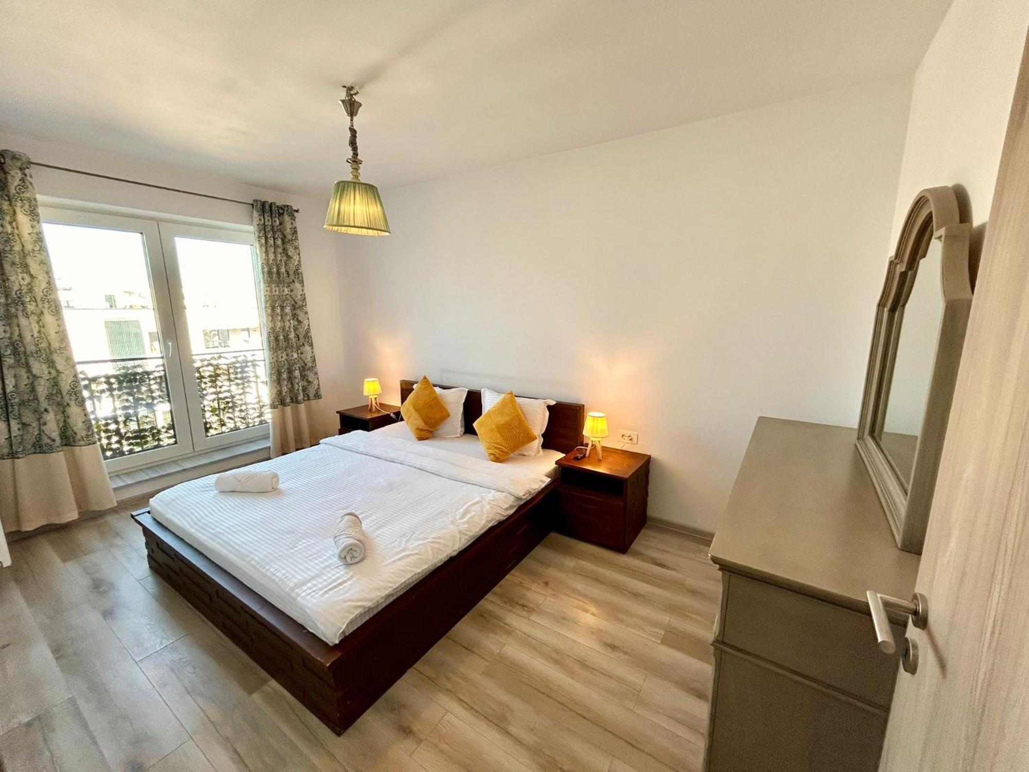 Jad - Luxury 3 Rooms & 2 Rooms Apartments In Kasper, Near Coresi Mall Μπρασόβ Εξωτερικό φωτογραφία